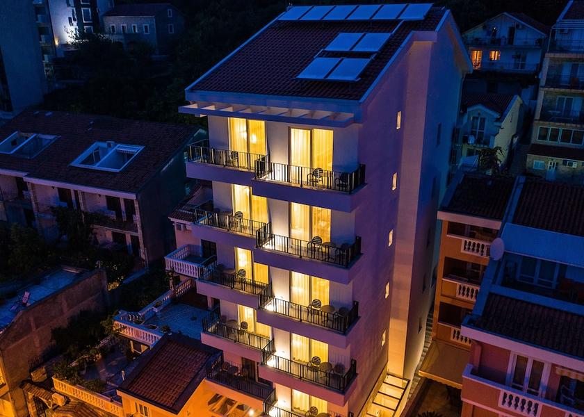 Budva Municipality Bečići Facade