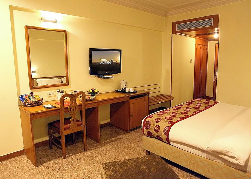 Gujarat Surat Superior Room