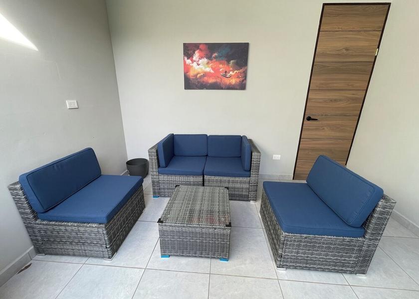 La Libertad Terrace