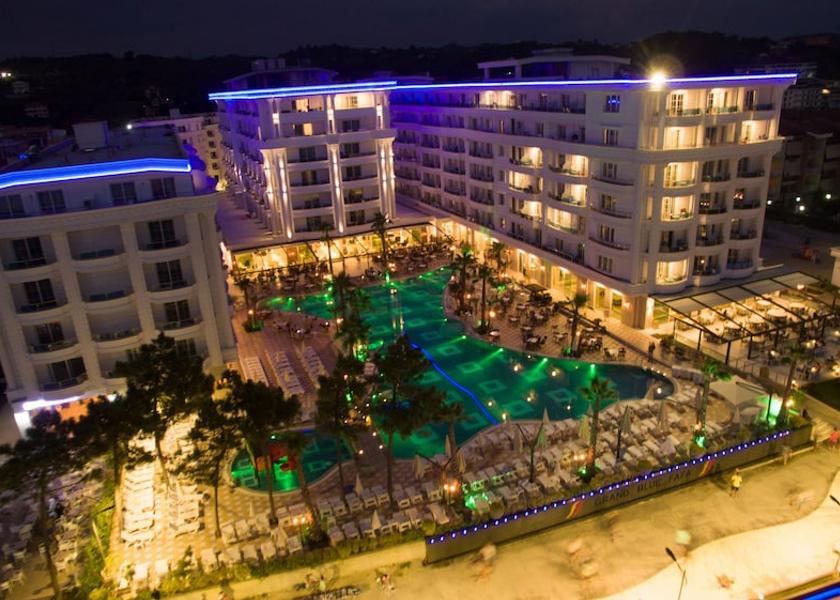  Golem Exterior Detail