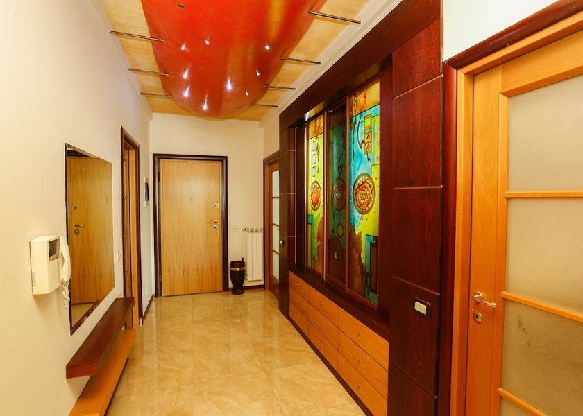  Tirana Interior Entrance