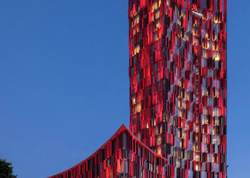  Tirana Exterior