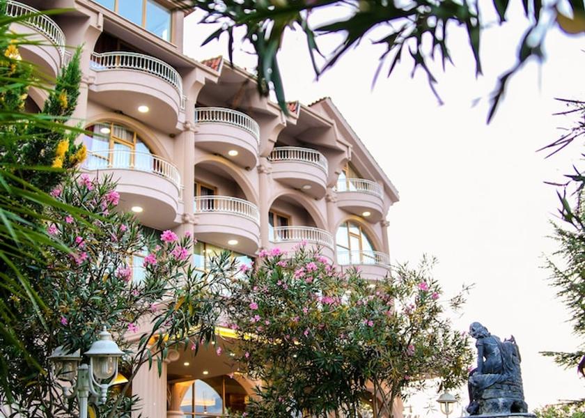  Tirana Exterior Detail