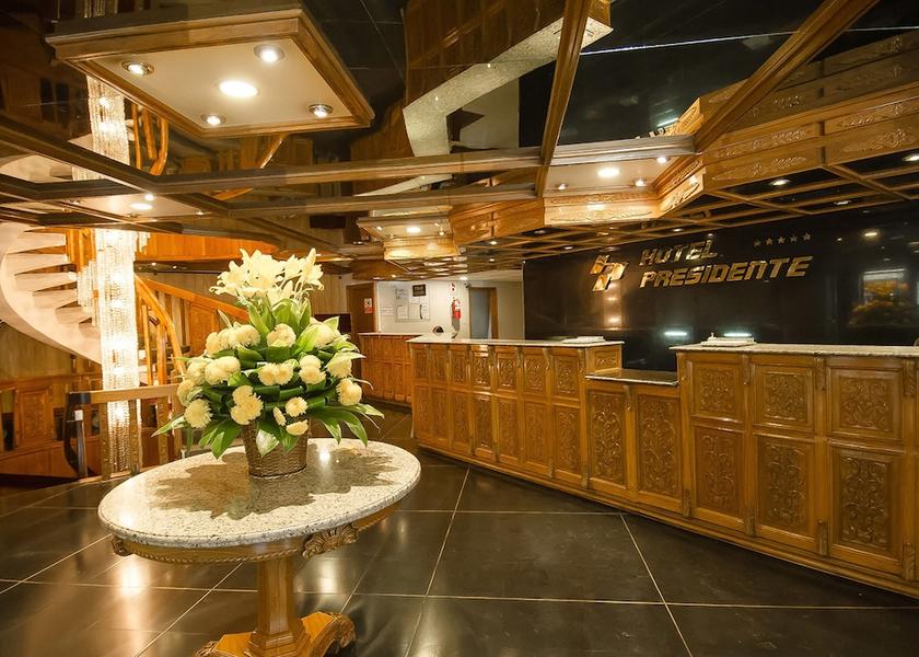 La Paz La Paz Check-in Check-out Kiosk