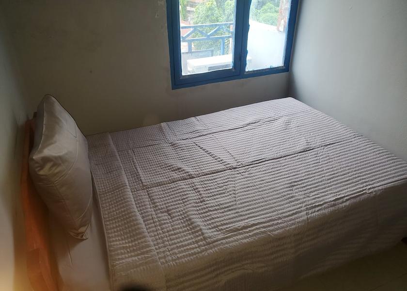  Kinshasa Room