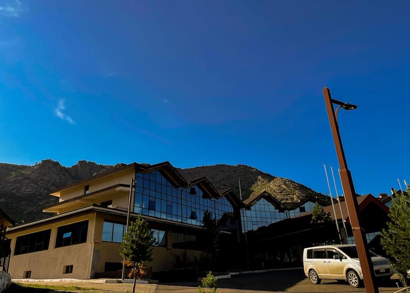  Ulaanbaatar Ropes Course (Team Building)