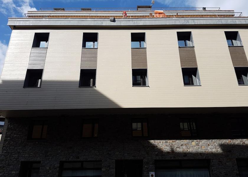 Occitanie Pas de la Casa Facade