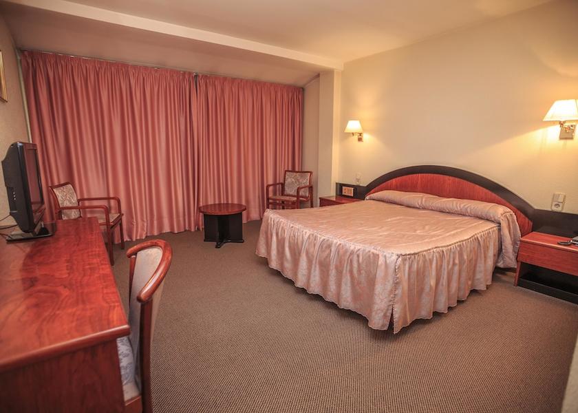  Canillo Room