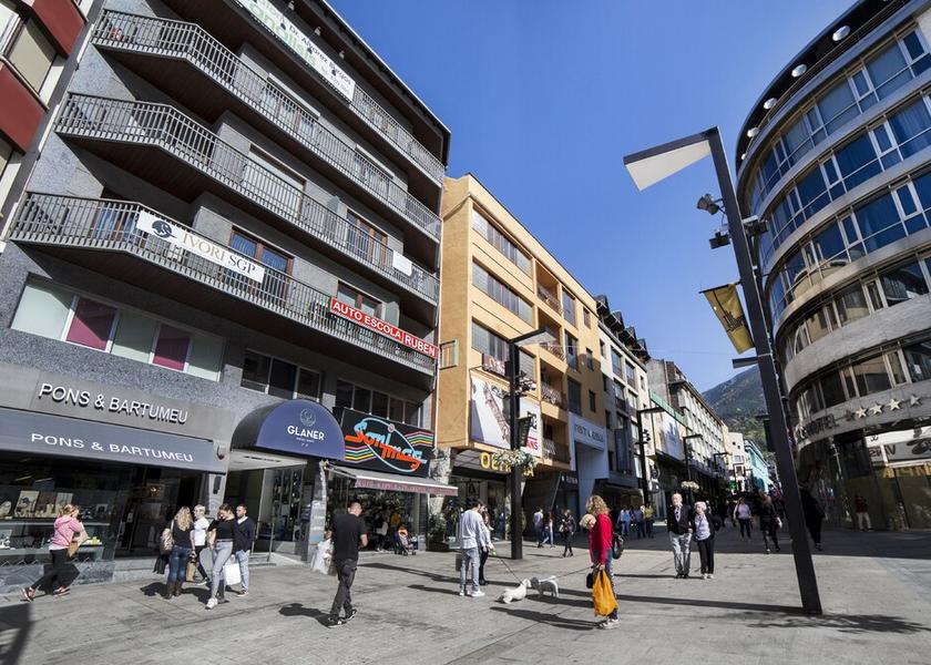  Andorra la Vella Facade