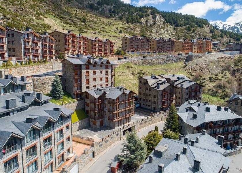  El Tarter Primary image