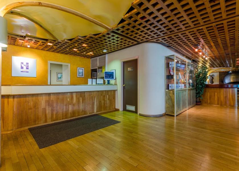  Sant Julia de Loria Reception