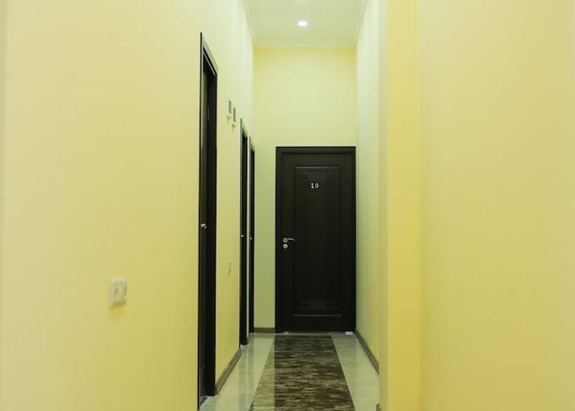  Yerevan Interior Entrance