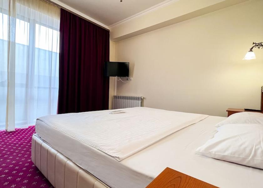  Yerevan Room