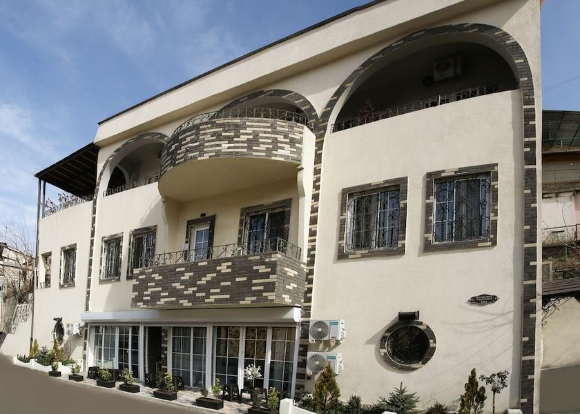  Yerevan Exterior
