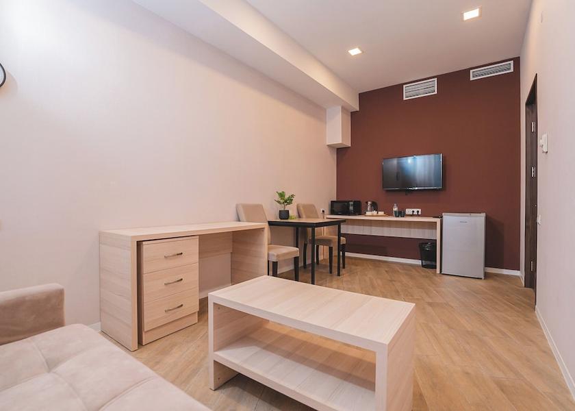  Yerevan Room