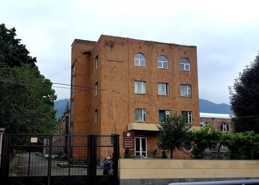  Vanadzor Entrance