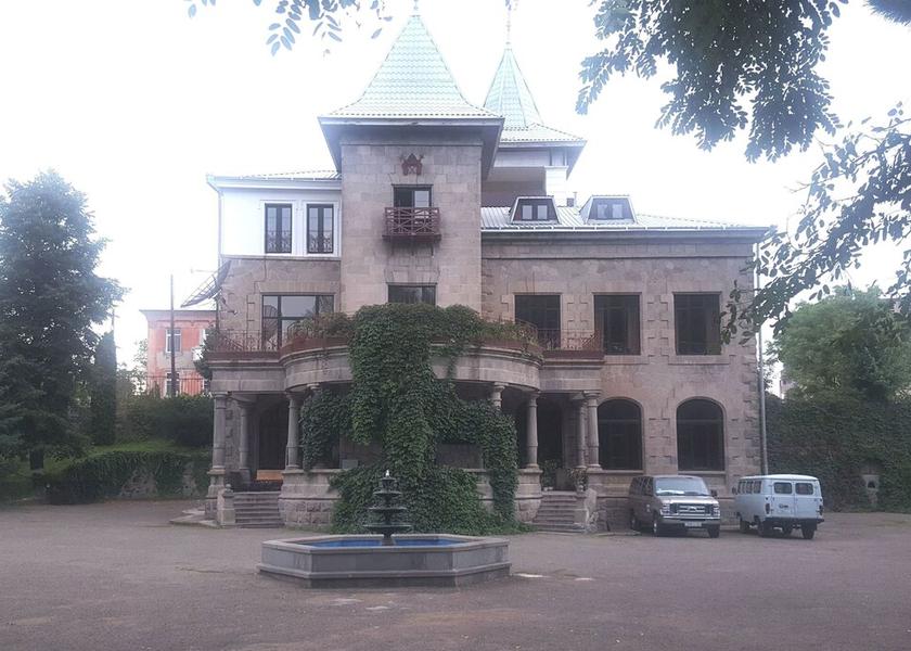  Vanadzor Property Grounds