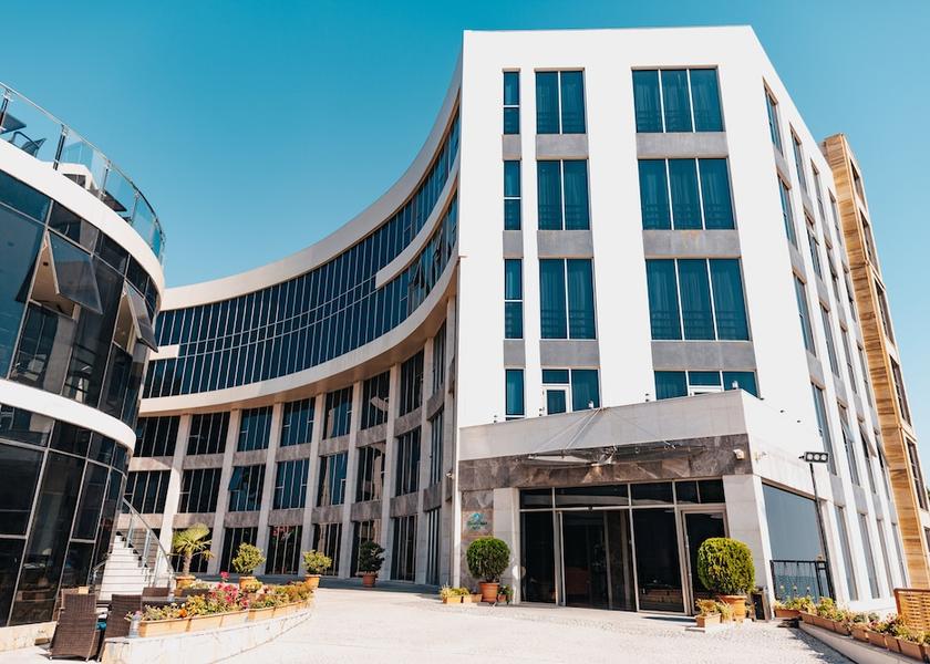  Lankaran Exterior Detail