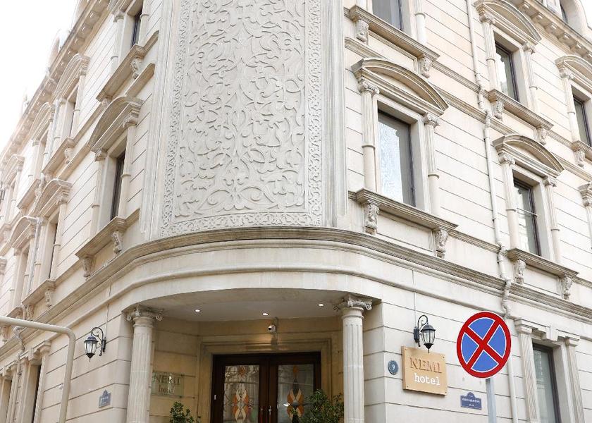  Baku Hotel Exterior