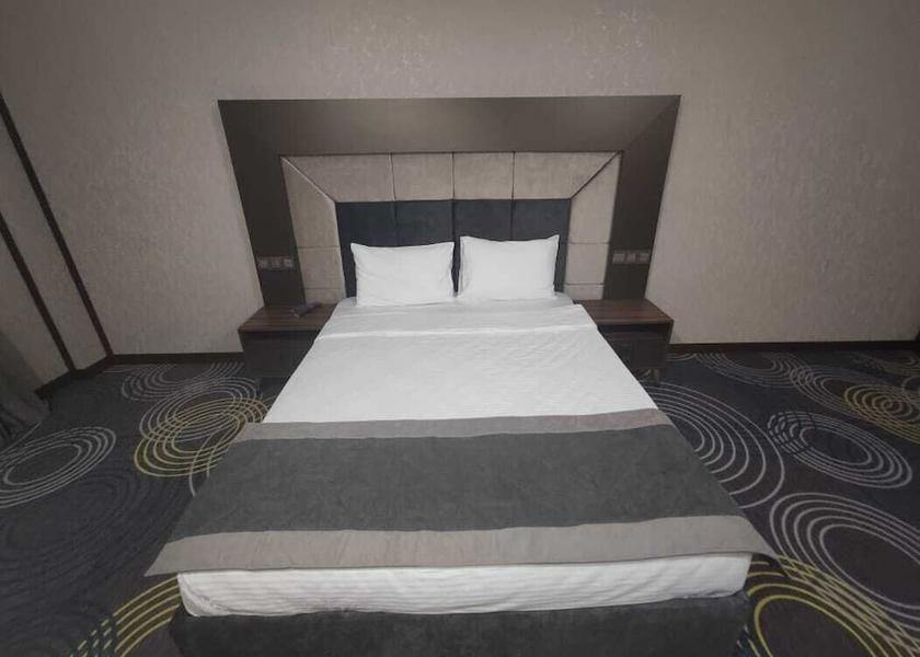  Baku Room