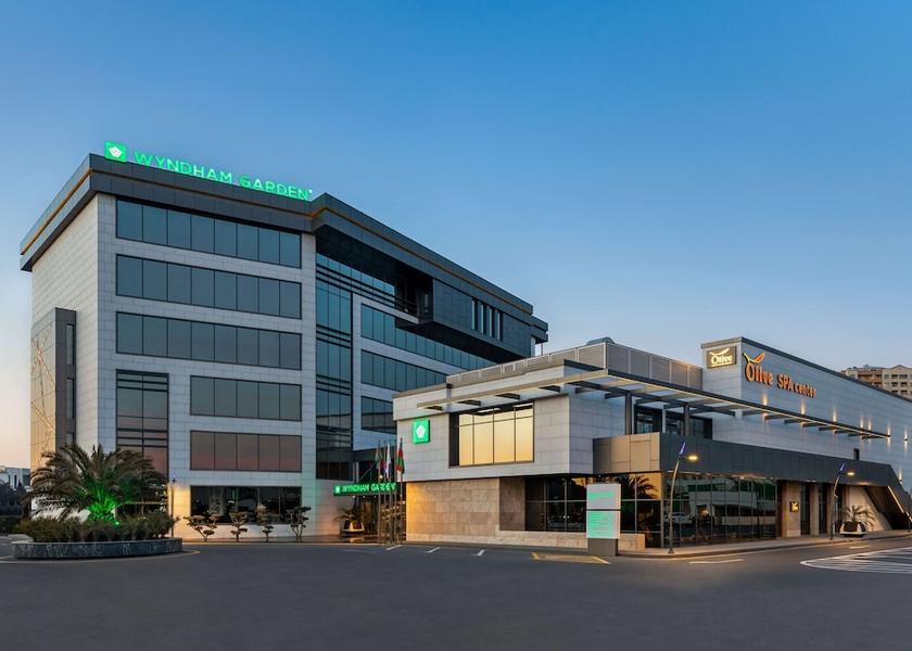  Baku Exterior
