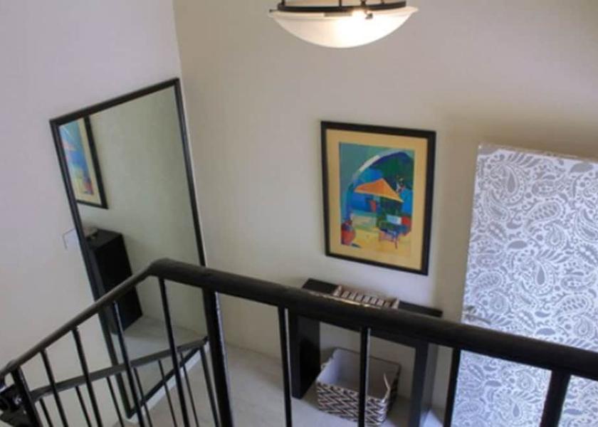  Bridgetown Interior Entrance