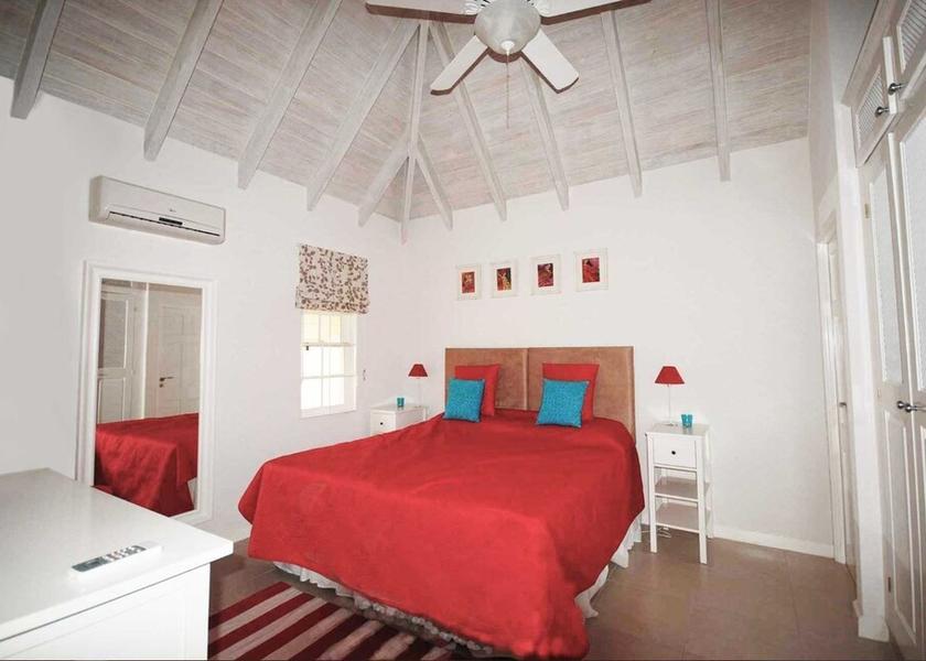  Gibbes Interior Entrance