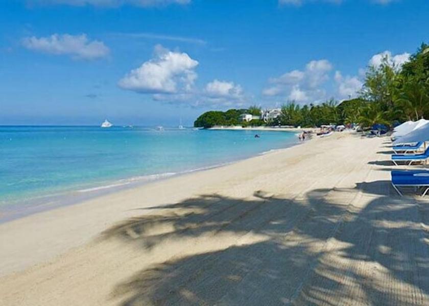 St. James Paynes Bay Beach