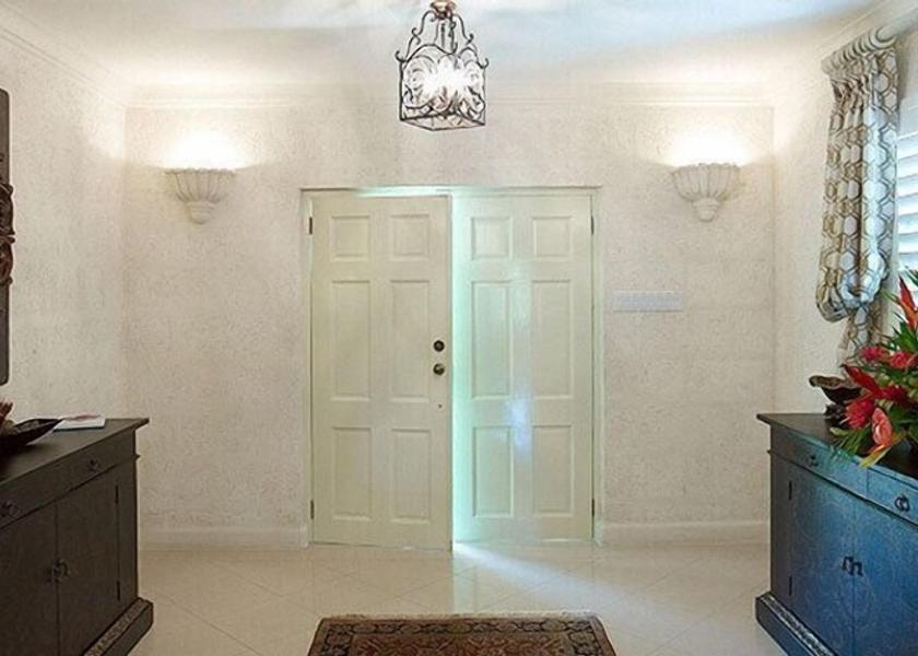  Holetown Interior Entrance