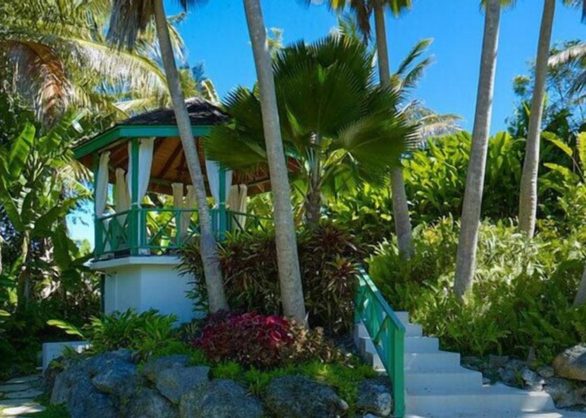  Holetown Property Grounds