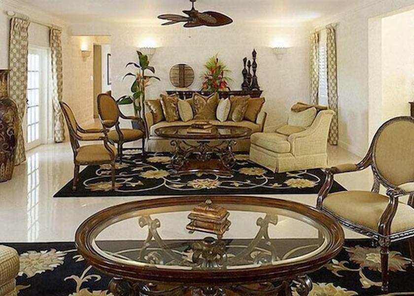  Holetown Living Area