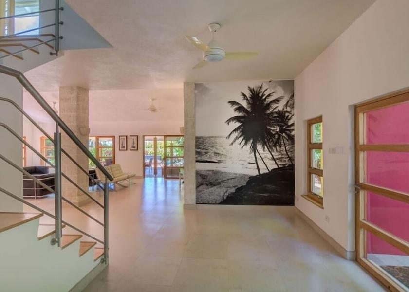  Holetown Interior Entrance