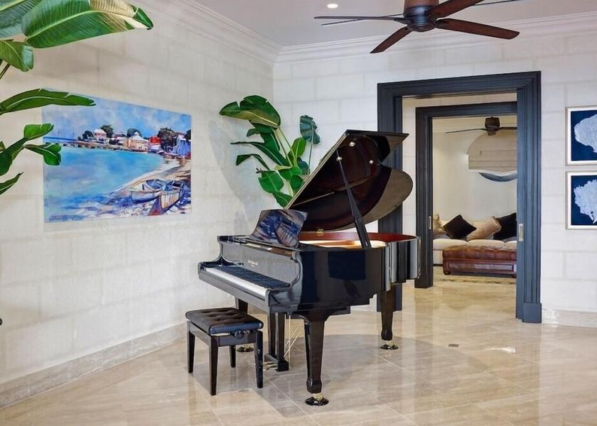  Derricks Interior Entrance