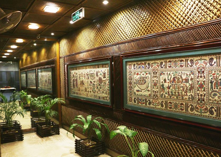  Dhaka Exterior Detail