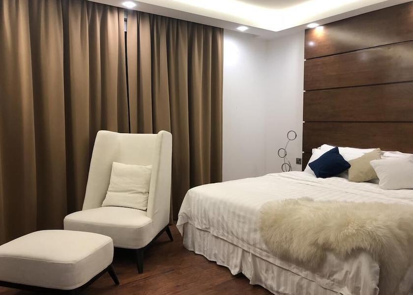  Muharraq Room
