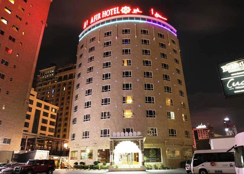  Manama Exterior Detail