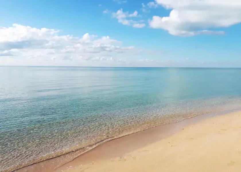  Nassau Exterior Detail