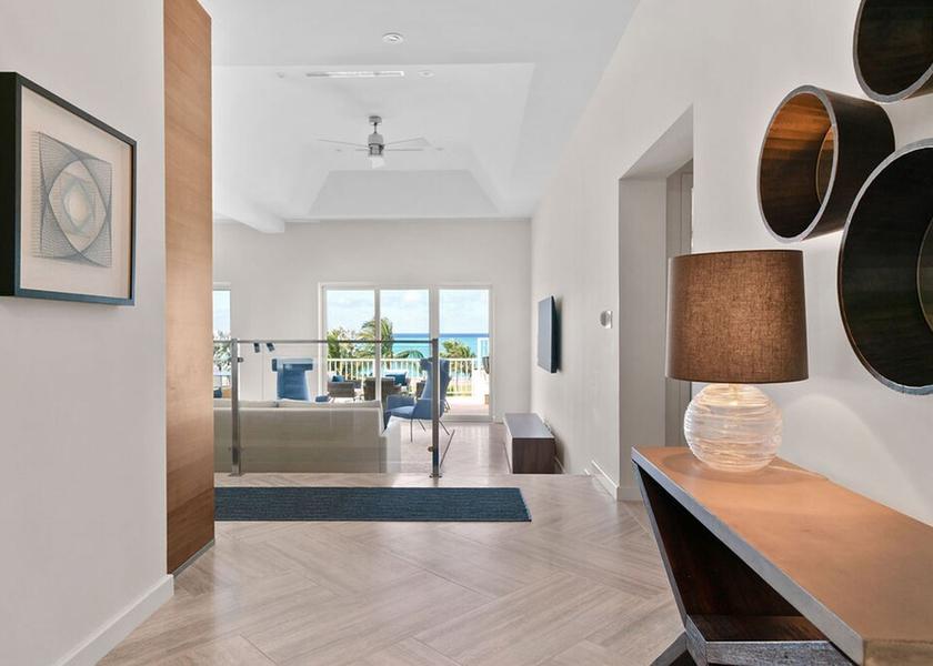 New Providence Island Nassau Room