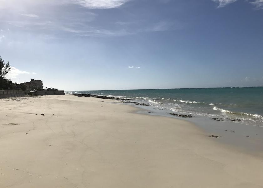  Nassau Beach