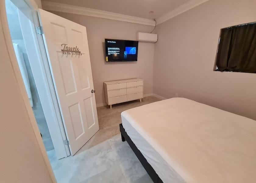  Nassau Room