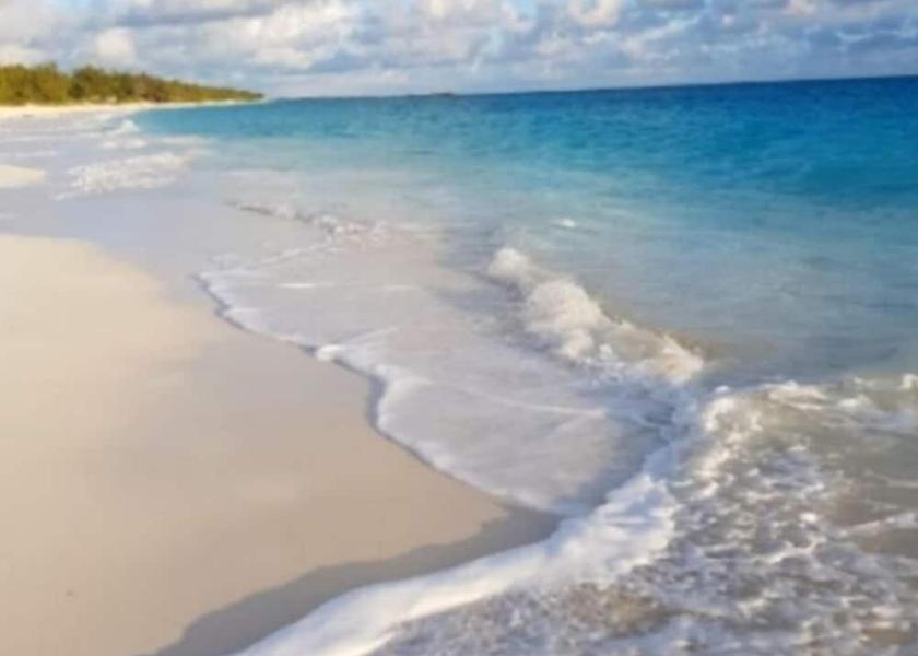 Exuma Moss Town Beach