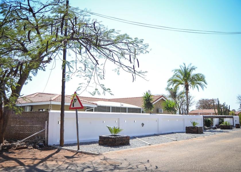  Francistown Exterior Detail