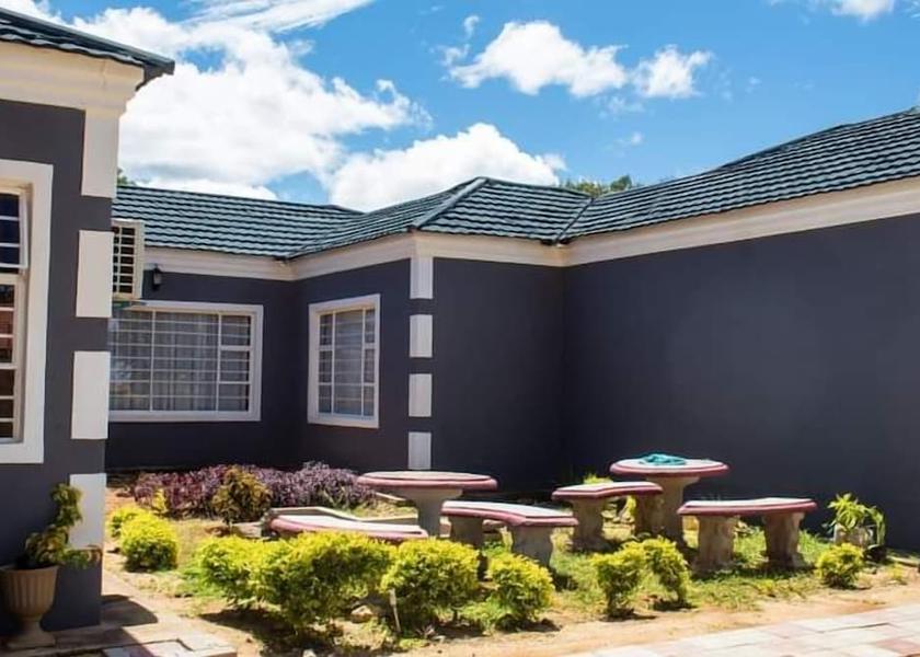  Kasane Exterior Detail