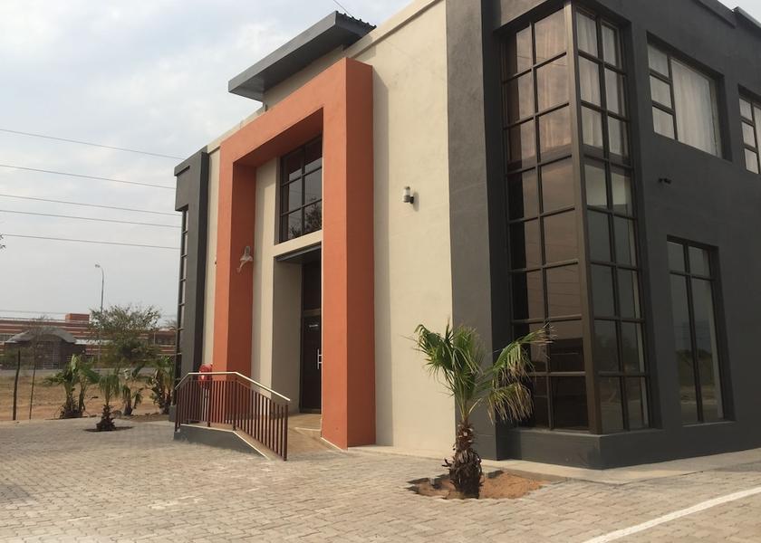  Serowe Primary image