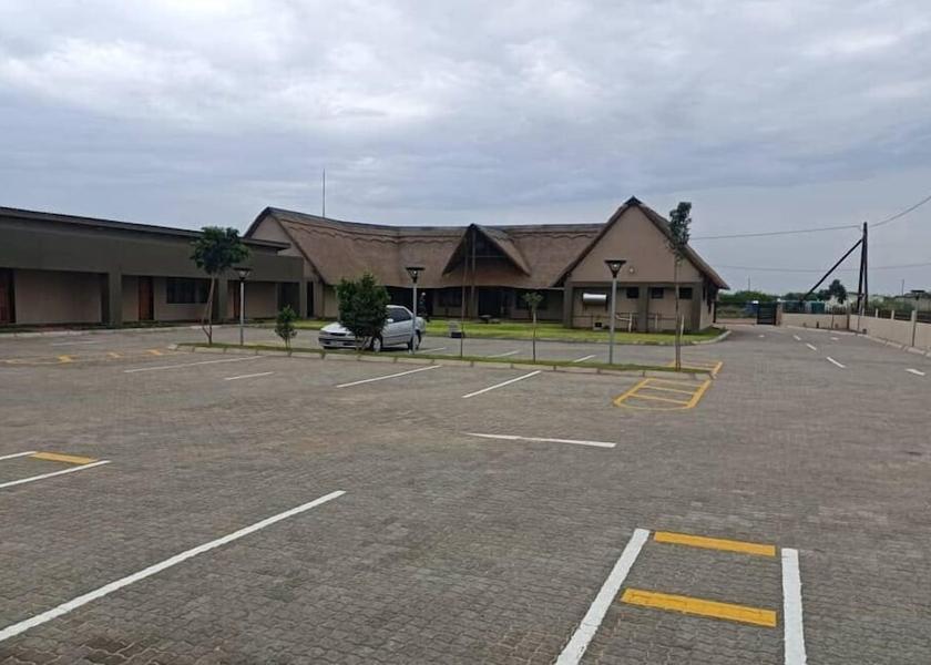  Letlhakane Exterior Detail