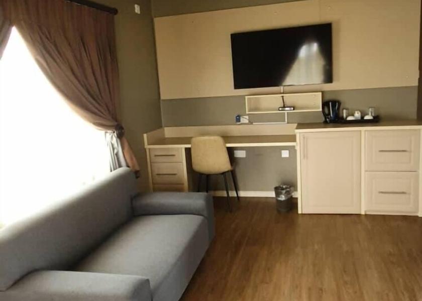  Letlhakane Interior Entrance