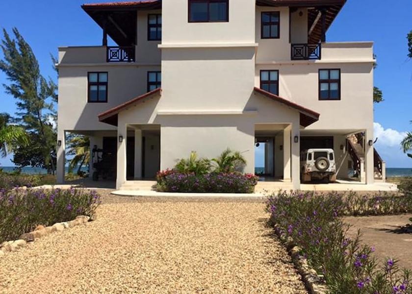 Stann Creek District Hopkins Exterior Detail