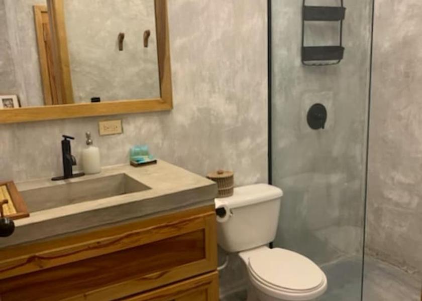 Stann Creek District Placencia Bathroom