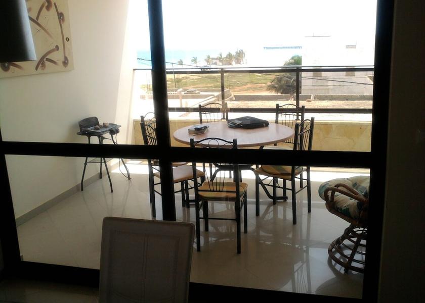  Maio Exterior Detail