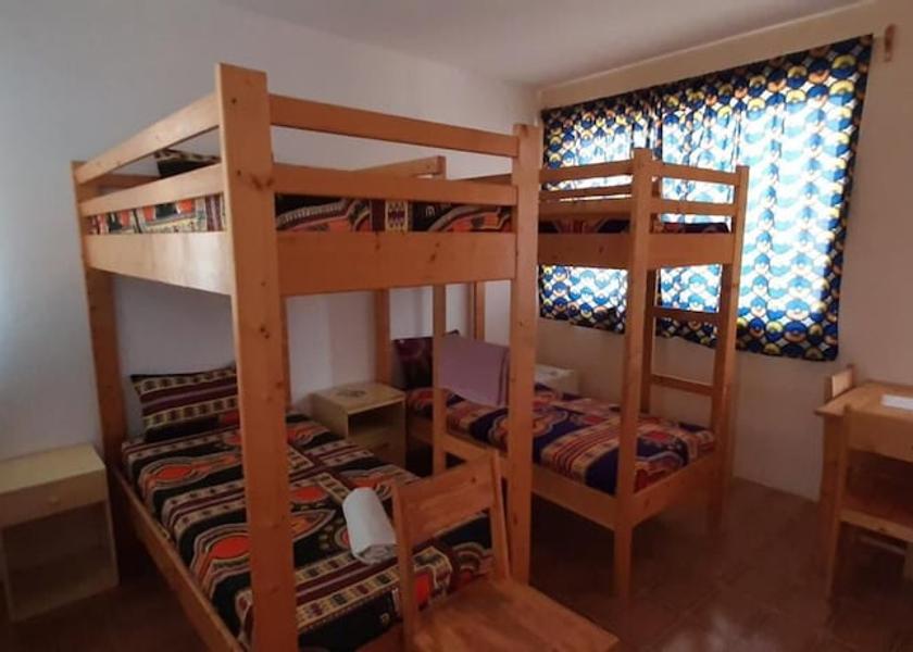  Maio Interior Entrance